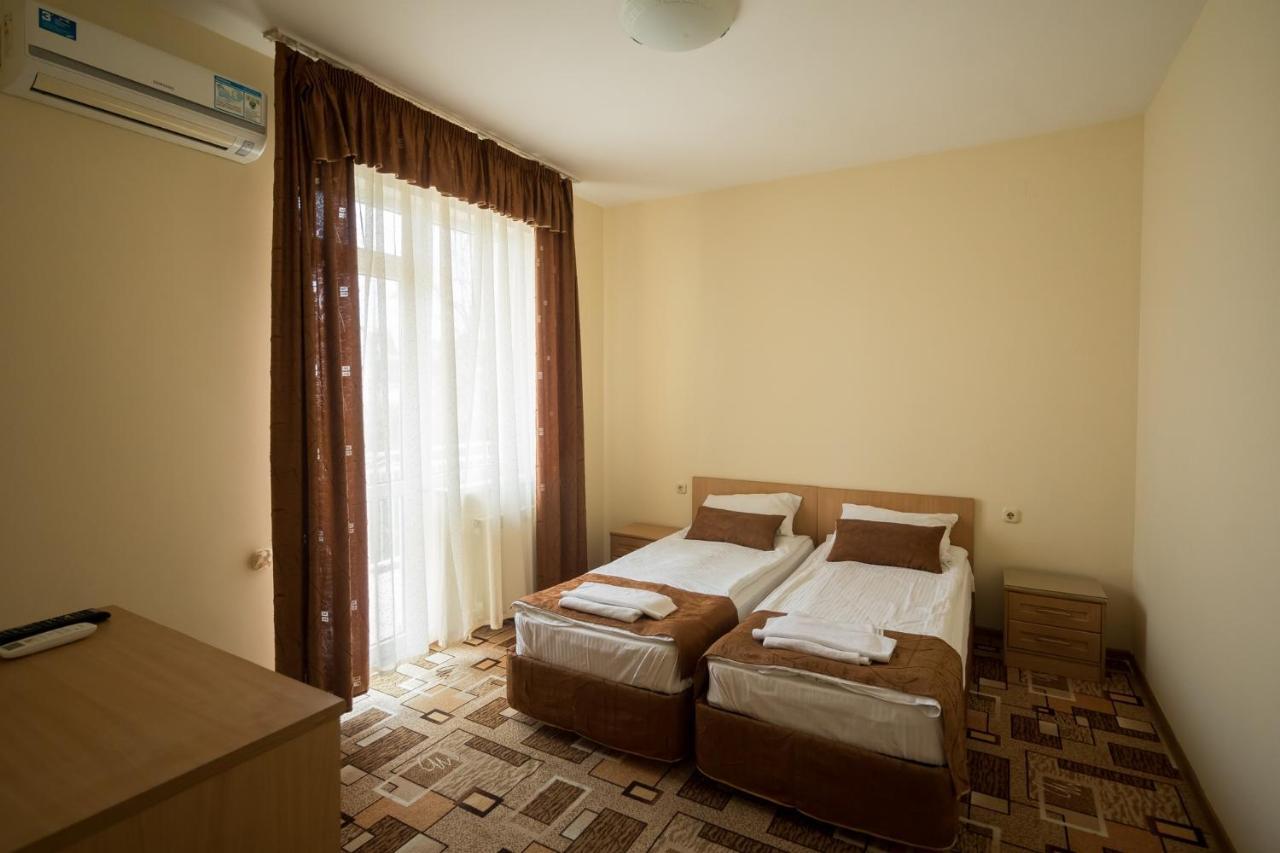 Rostov Hotel Adler Kültér fotó